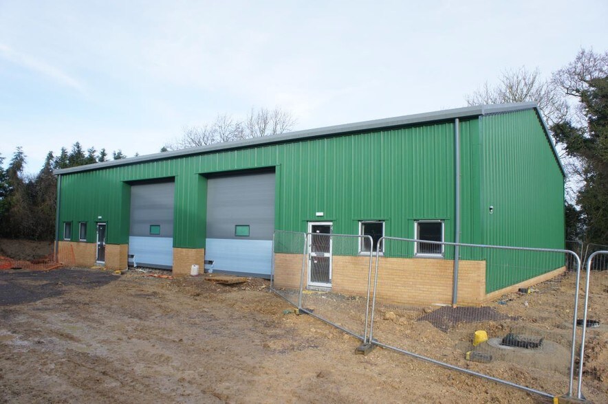 Tall Trees Estate, Cirencester, GL7 7JE UK