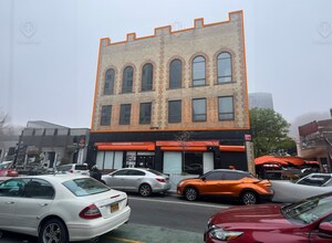 1027 Beach 20th St, Far Rockaway, NY for rent Building Photo- Image 1 of 2