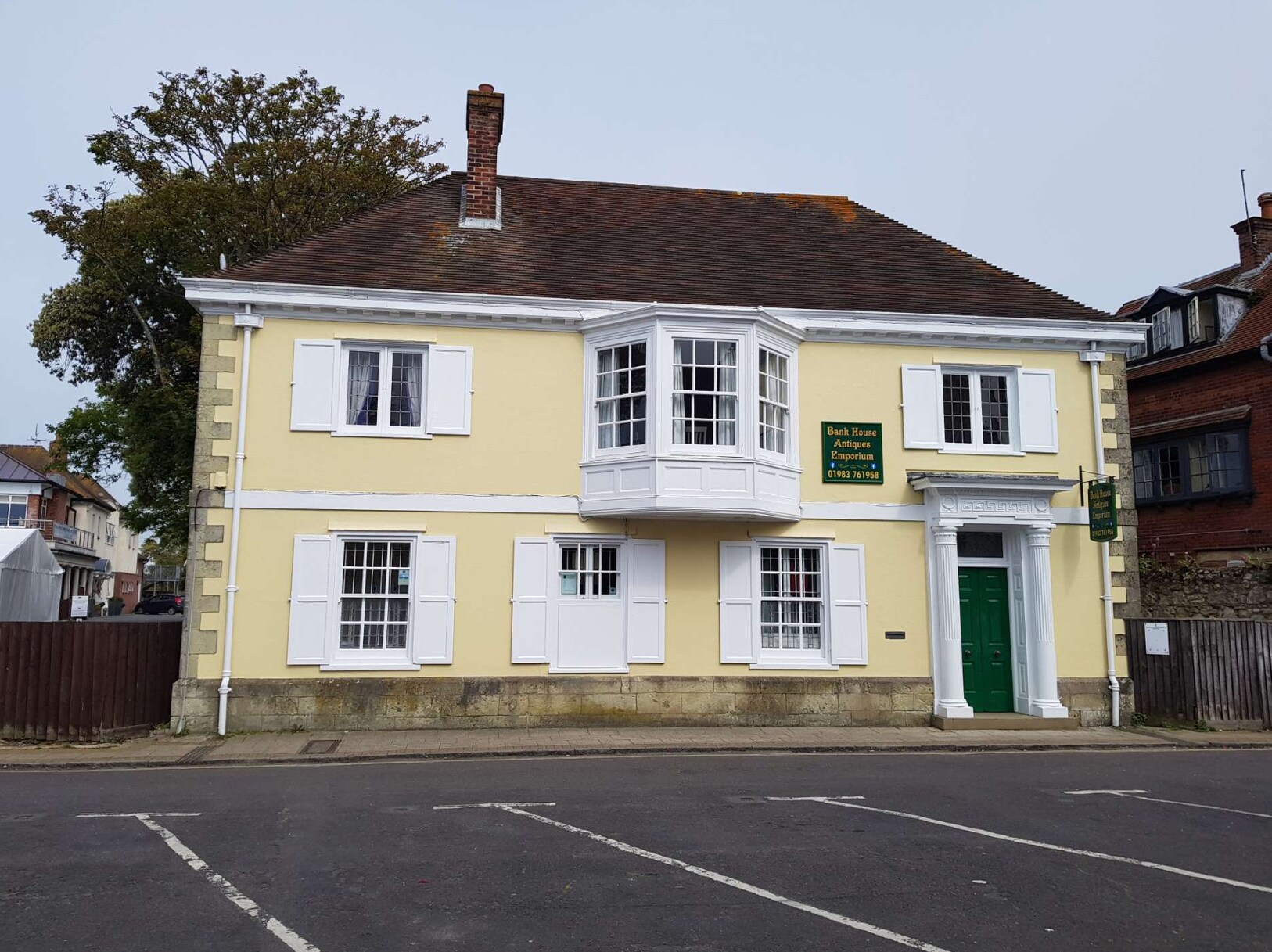 The Sq, Yarmouth for sale Primary Photo- Image 1 of 1