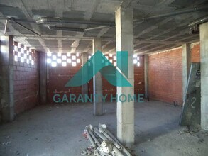 Retail in Cáceres, Cáceres to rent Interior Photo- Image 2 of 5