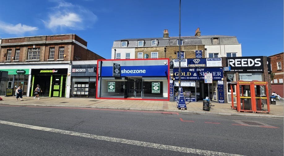 124-126 Rushey Green, London for sale Primary Photo- Image 1 of 1