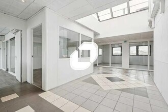 5-13 Rue Maurice Grandcoing, Ivry-sur-Seine to rent Interior Photo- Image 1 of 9