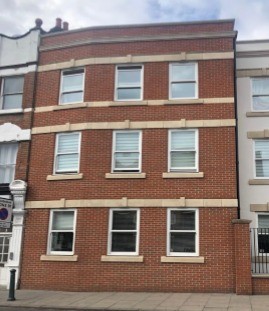 41 Barnes High St, London for rent - Building Photo - Image 1 of 4