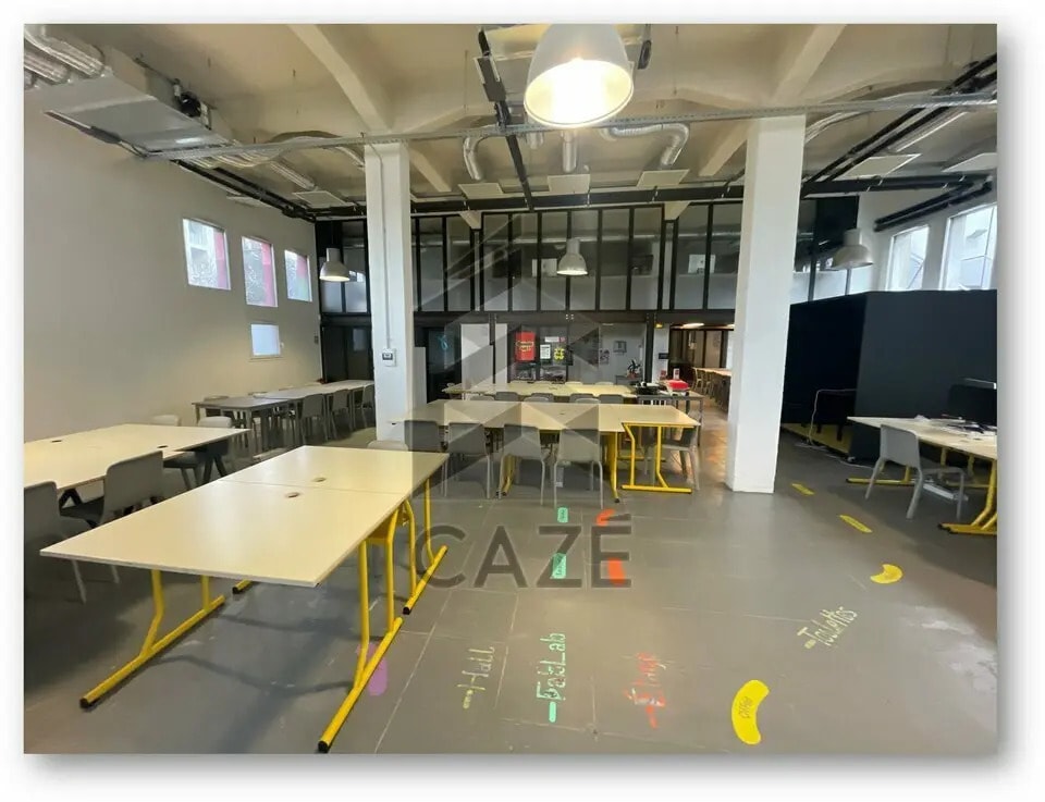 Location Bureaux 280 m² - Photo 1