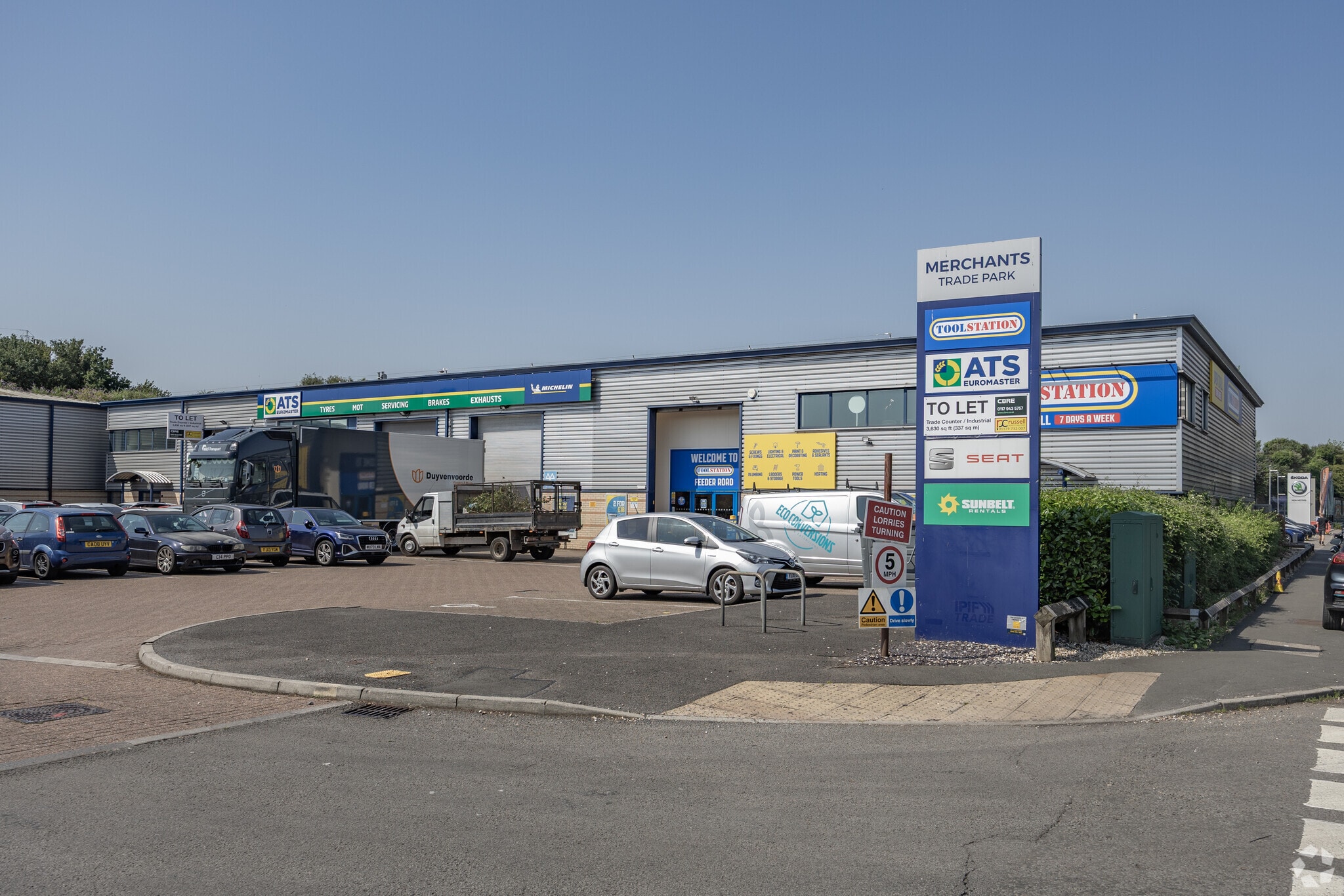 Tamar Rd, Bristol to rent Primary Photo- Image 1 of 7