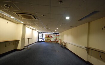 123 Station Rd, Port Talbot to rent Interior Photo- Image 2 of 2