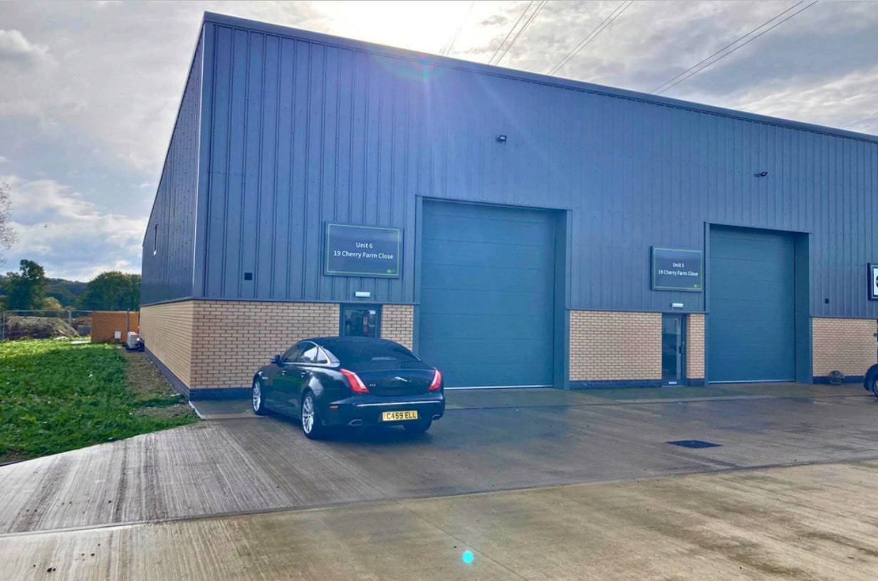 York Road Industrial Est, Malton to rent Building Photo- Image 1 of 1