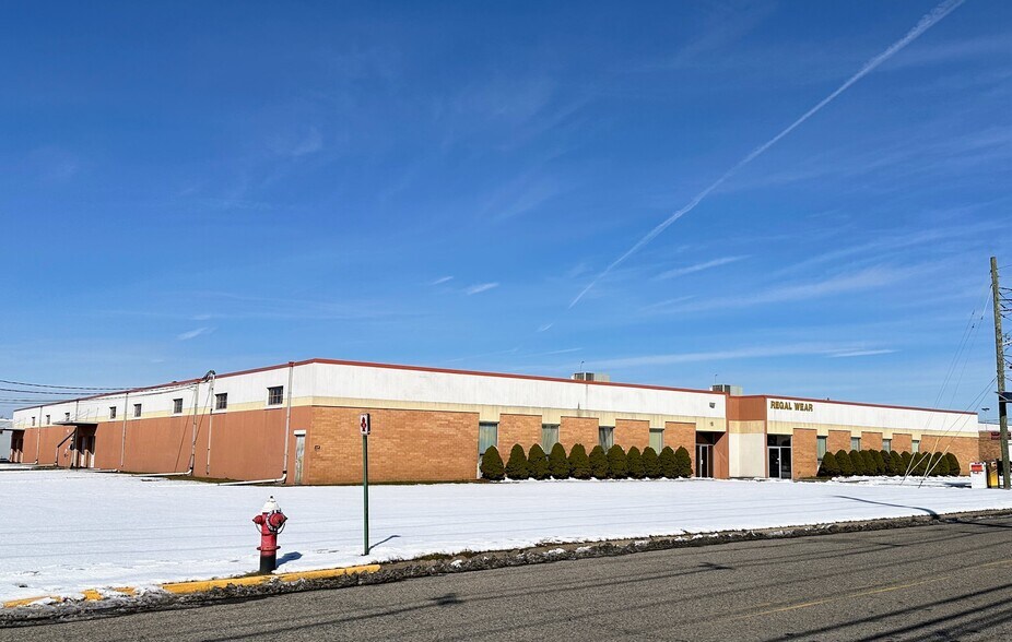 15 Triangle Blvd, Carlstadt 07072 Industrial for Rent UK