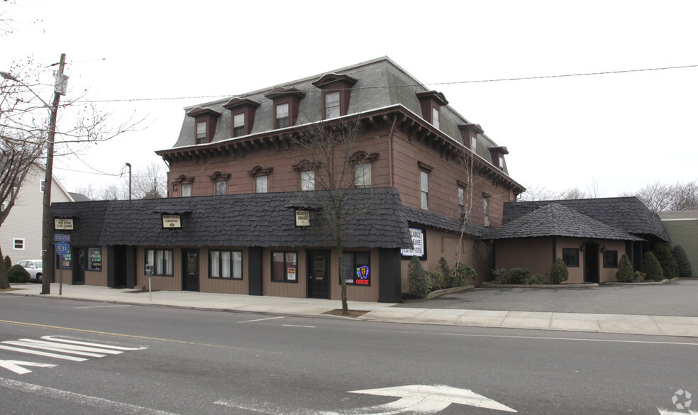 287-297 Main St, Metuchen, NJ for rent - Building Photo - Image 1 of 5