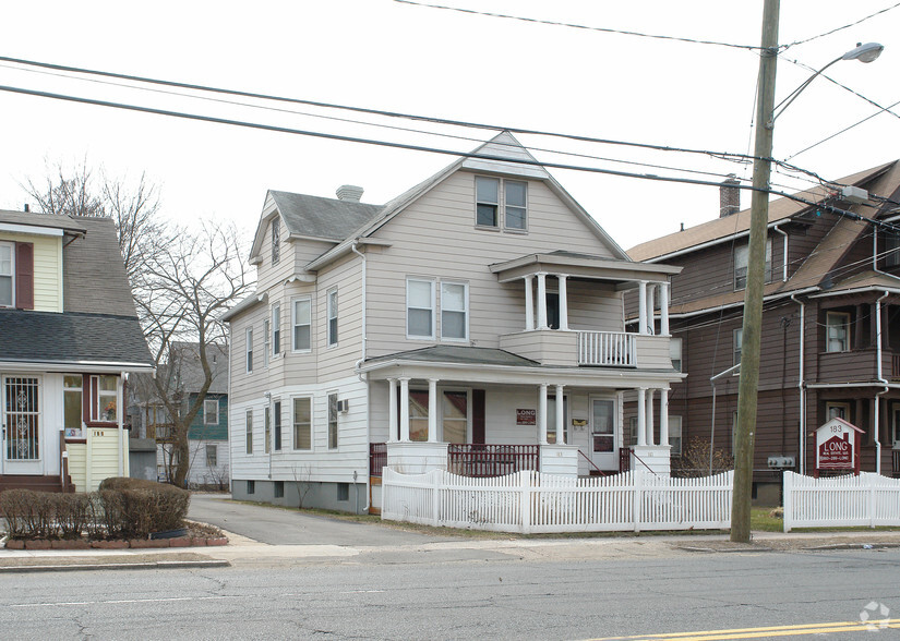 181-183 Burnside Ave, East Hartford, CT for sale - Primary Photo - Image 1 of 1