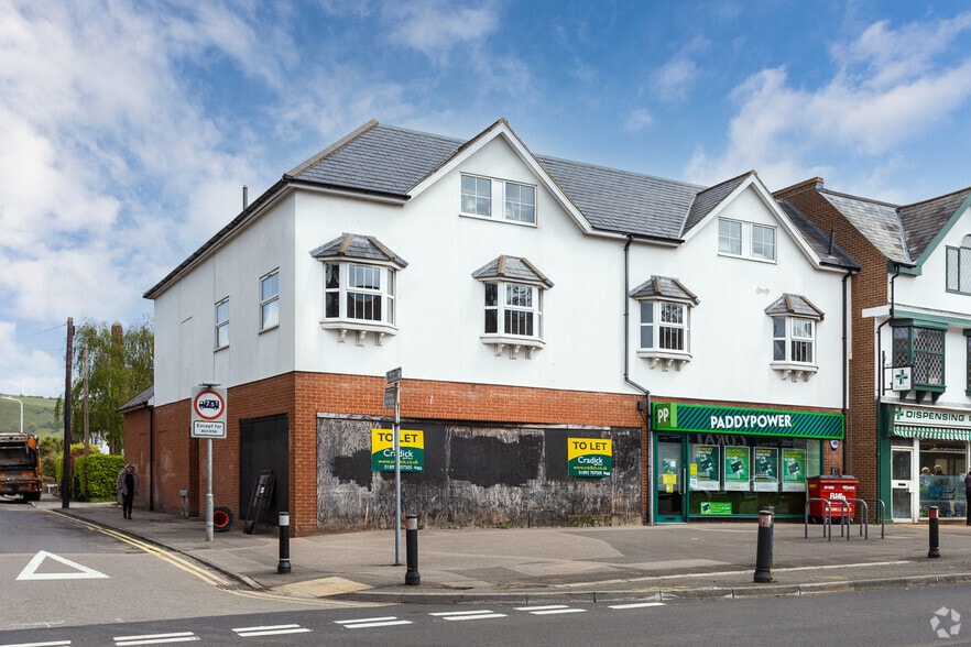 42 Cheriton High St, Folkestone, CT19 4ET UK