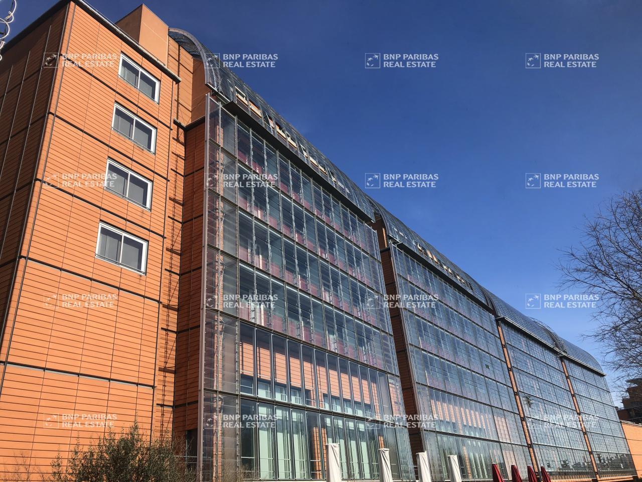 Office in Lyon for sale Building Photo- Image 1 of 20