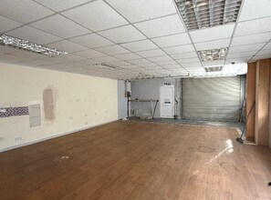 Venny Bridge, Exeter to rent Interior Photo- Image 1 of 3