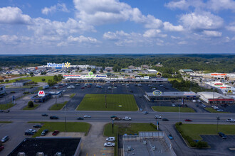 430-464 Highway 46 S, Dickson, TN for rent Building Photo- Image 1 of 5