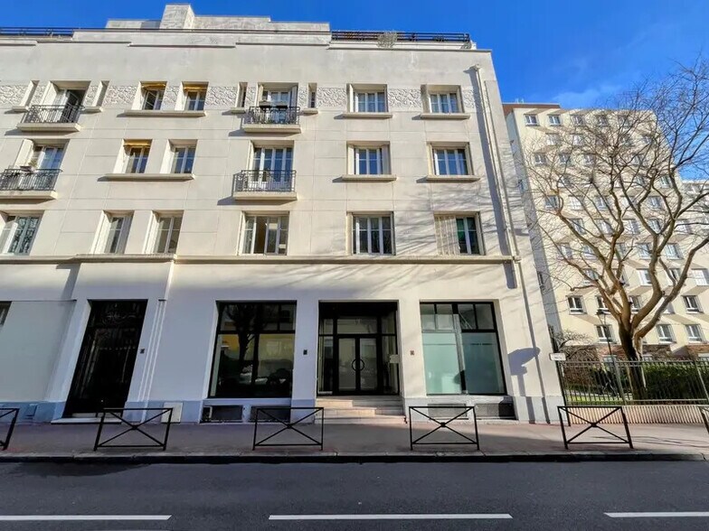 6 Rue Antonin Raynaud, Levallois-Perret to rent - Building Photo - Image 1 of 16