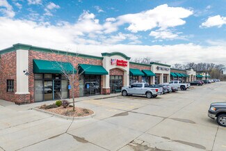 More details for 5921 SE 14th St, Des Moines, IA - Retail for Rent