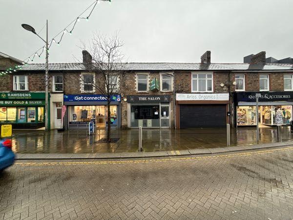 15 Bethcar St, Ebbw Vale to rent Building Photo- Image 1 of 4