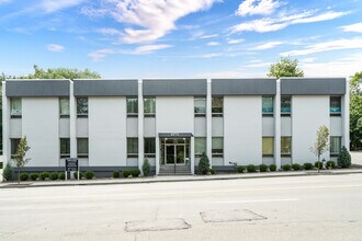 2365 Boston Post Rd, Larchmont, NY for rent Building Photo- Image 1 of 5