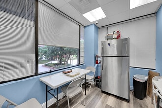 7100 W Camino Real, Boca Raton, FL to rent Interior Photo- Image 1 of 17