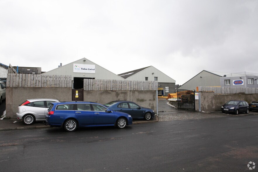 5 St Machar Rd, Aberdeen to rent - Building Photo - Image 2 of 3