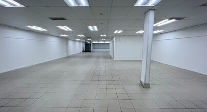 66-66A High St, Poole to rent Interior Photo- Image 1 of 4