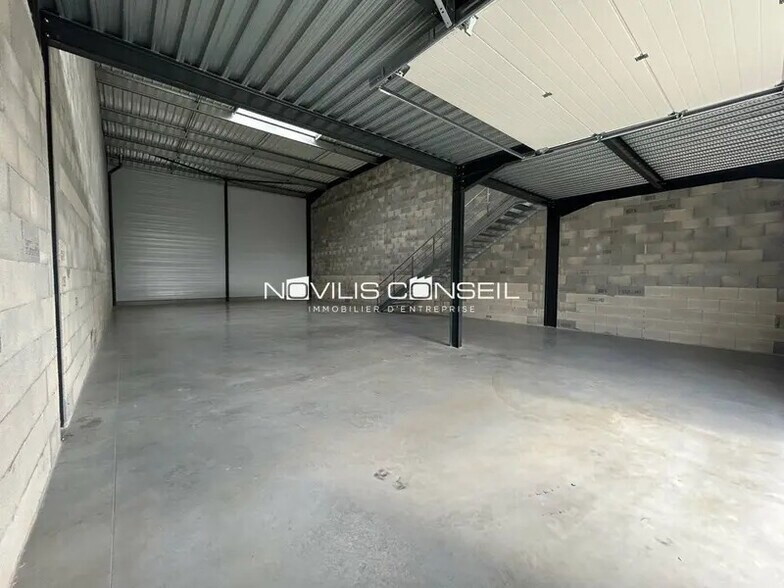 Light Industrial in Montauban for sale - Building Photo - Image 3 of 11