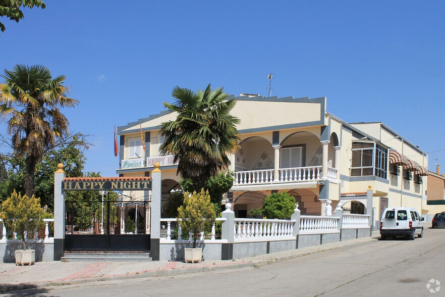 Calle García Lorca, 1, Villarejo de Salvanés, Madrid for sale - Primary Photo - Image 1 of 5