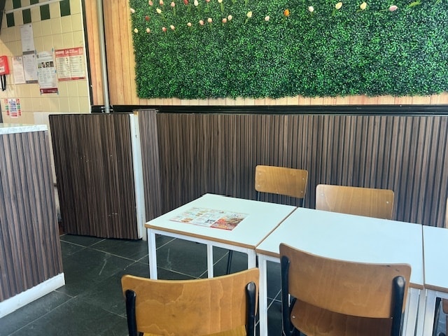 222 High Rd, Romford for sale - Interior Photo - Image 3 of 19