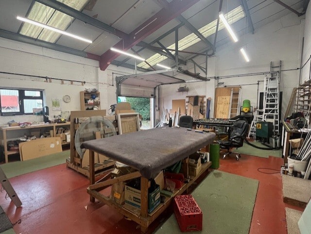 West St, Shutford to rent Interior Photo- Image 1 of 1