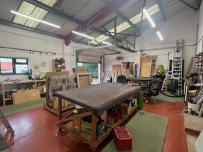 West St, Shutford to rent Interior Photo- Image 1 of 1