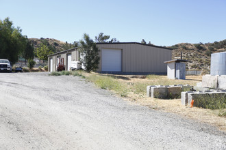 16016 Sierra Hwy, Santa Clarita, CA for sale Primary Photo- Image 1 of 1