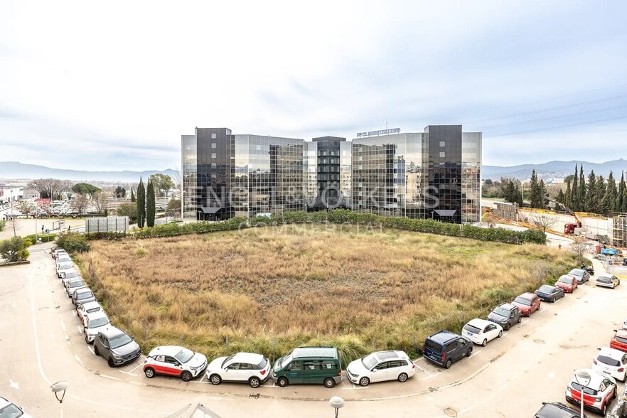 Land in Barberà del Vallès, Barcelona for sale - Building Photo - Image 1 of 4