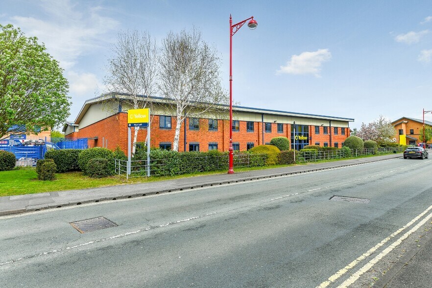 Riverside Ct, Derby for sale - Primary Photo - Image 1 of 1