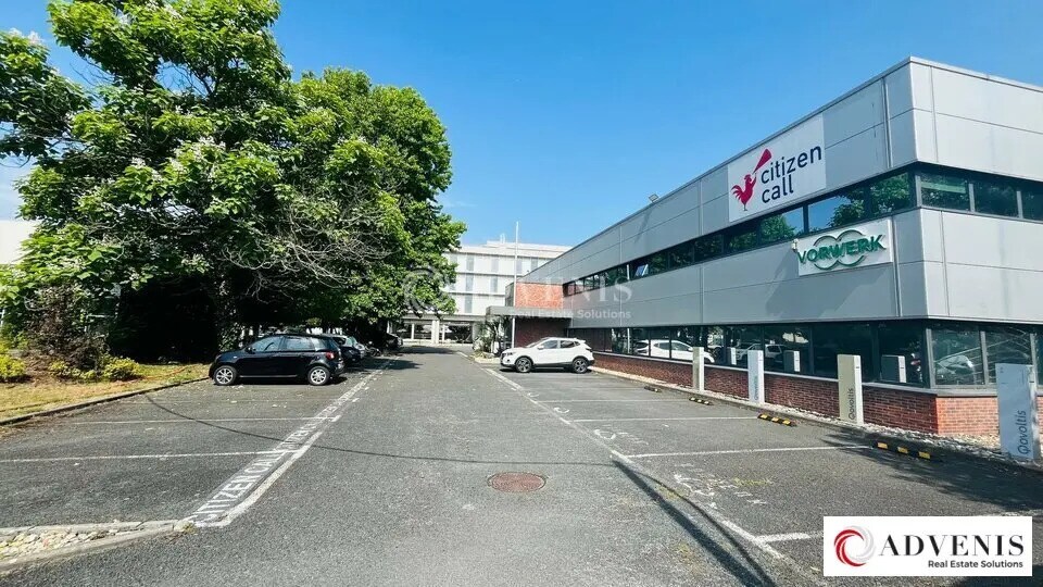 Office in Mérignac to rent Building Photo- Image 1 of 3