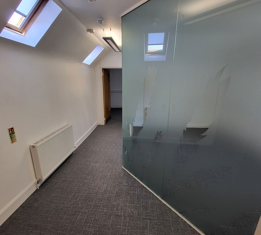 2-5 Mayfield, Dingwall, HLD IV15 9ST - Unit 2 -  - Interior Photo - Image 2 of 3