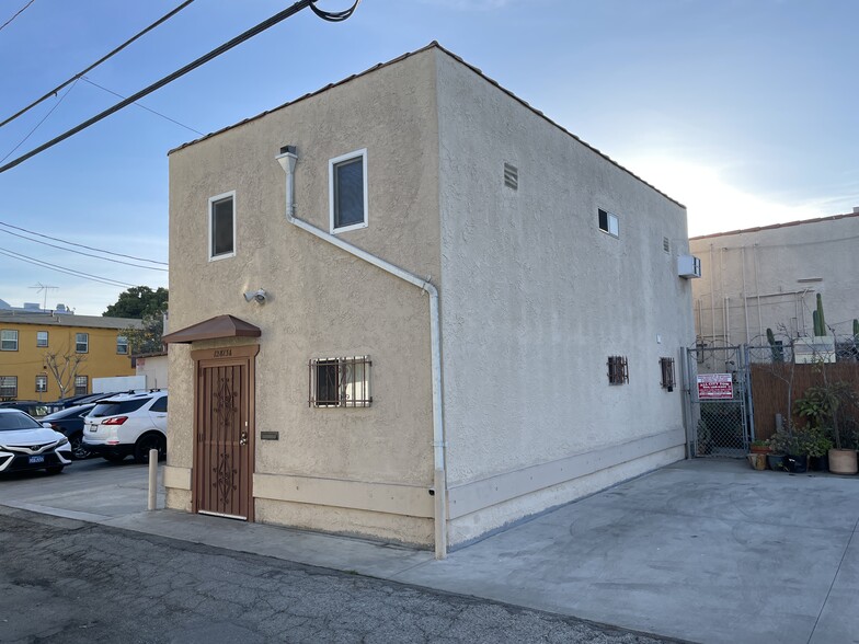 12813 1/2 Venice Blvd, Los Angeles, CA for rent - Building Photo - Image 3 of 15