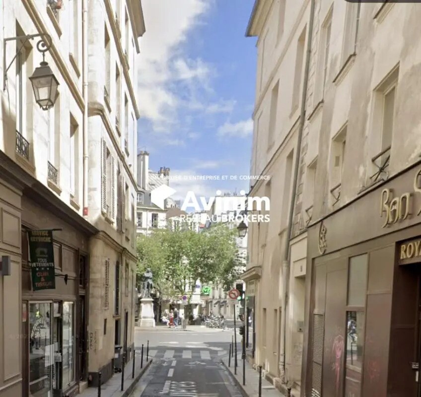 Retail in Paris to rent Building Photo- Image 1 of 2