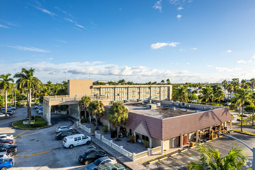 16805 NW 12th Ave, Miami, FL for sale - Building Photo - Image 1 of 9