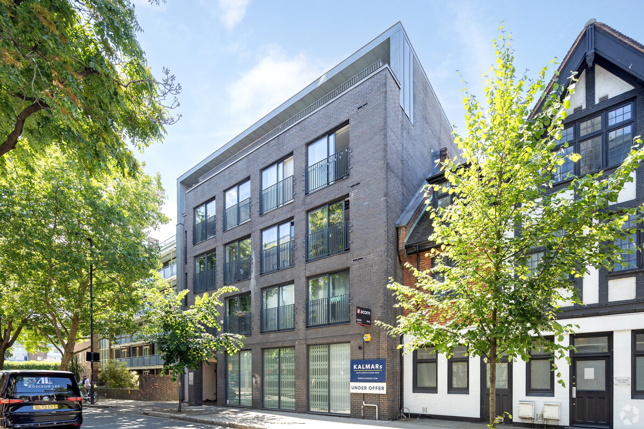 230 Long Ln, London for sale Primary Photo- Image 1 of 1