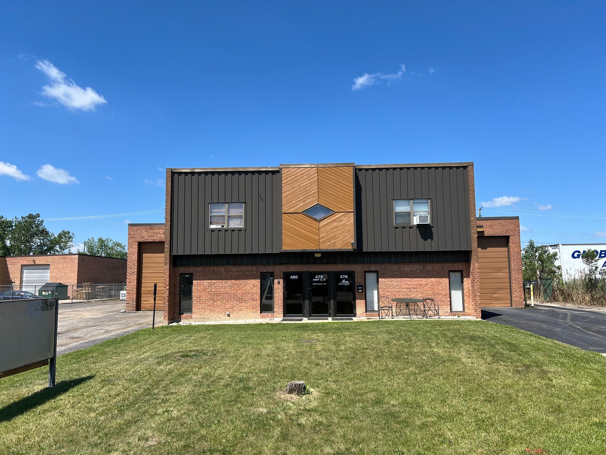 478-480 Industrial Dr, Bensenville, IL for sale Building Photo- Image 1 of 1