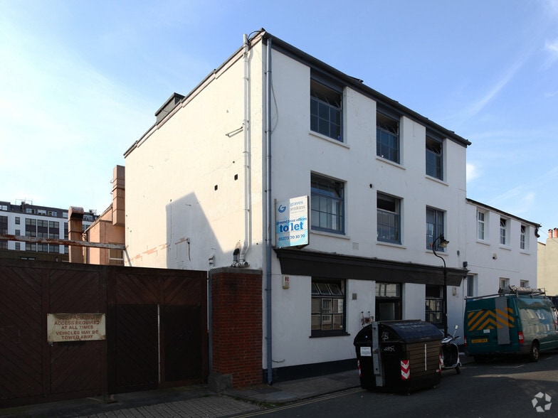 27-28 Foundry St, Brighton for sale - Primary Photo - Image 1 of 1