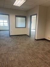 8900 E Pinnacle Peak Rd, Scottsdale, AZ to rent Interior Photo- Image 2 of 5