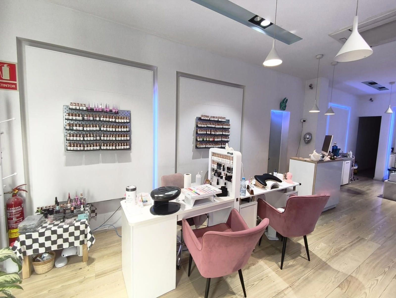 Retail in Barcelona, Barcelona to rent Interior Photo- Image 1 of 11