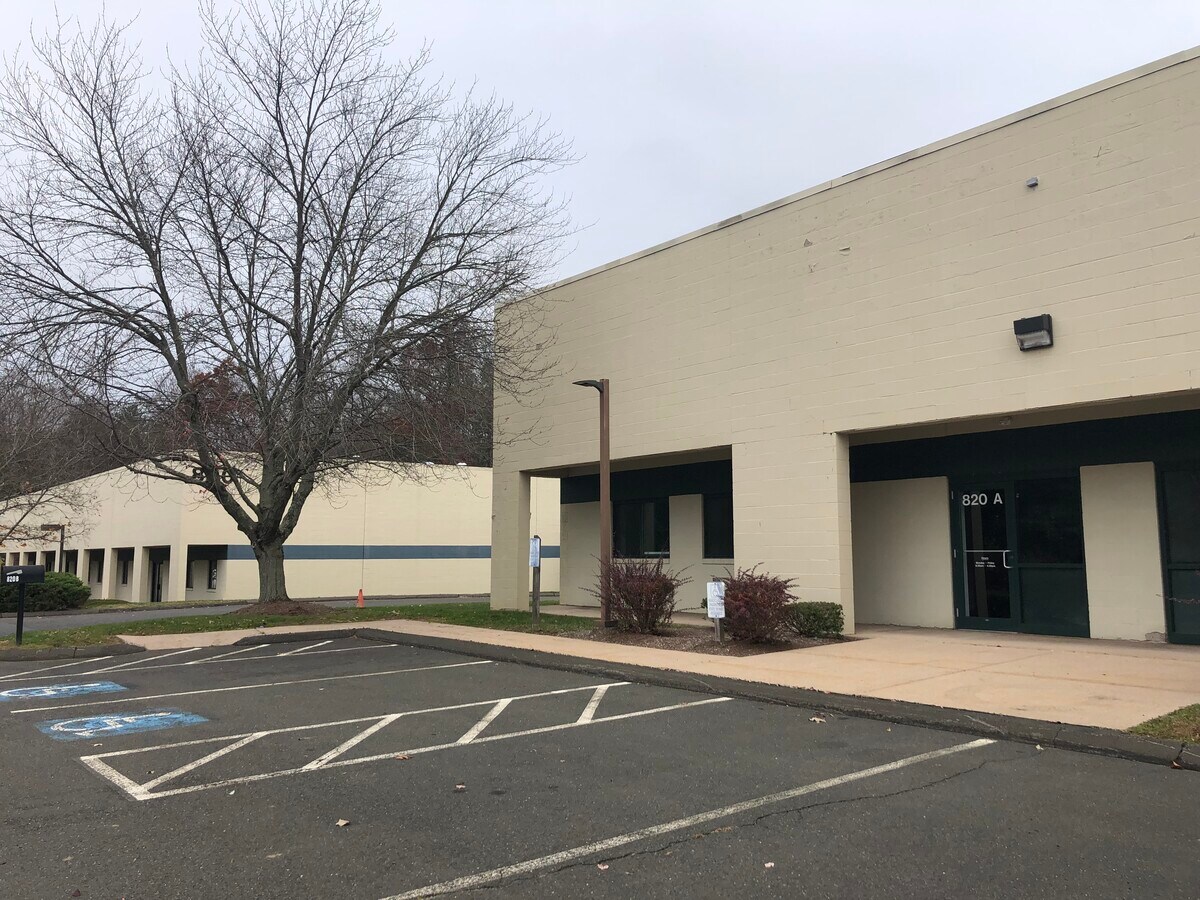 820 Prospect Hill Rd, Windsor 06095 UK