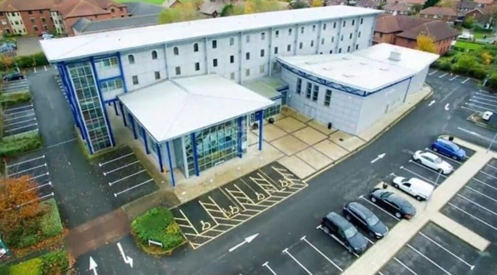 Ormesby Rd, Middlesbrough to rent - Building Photo - Image 1 of 8