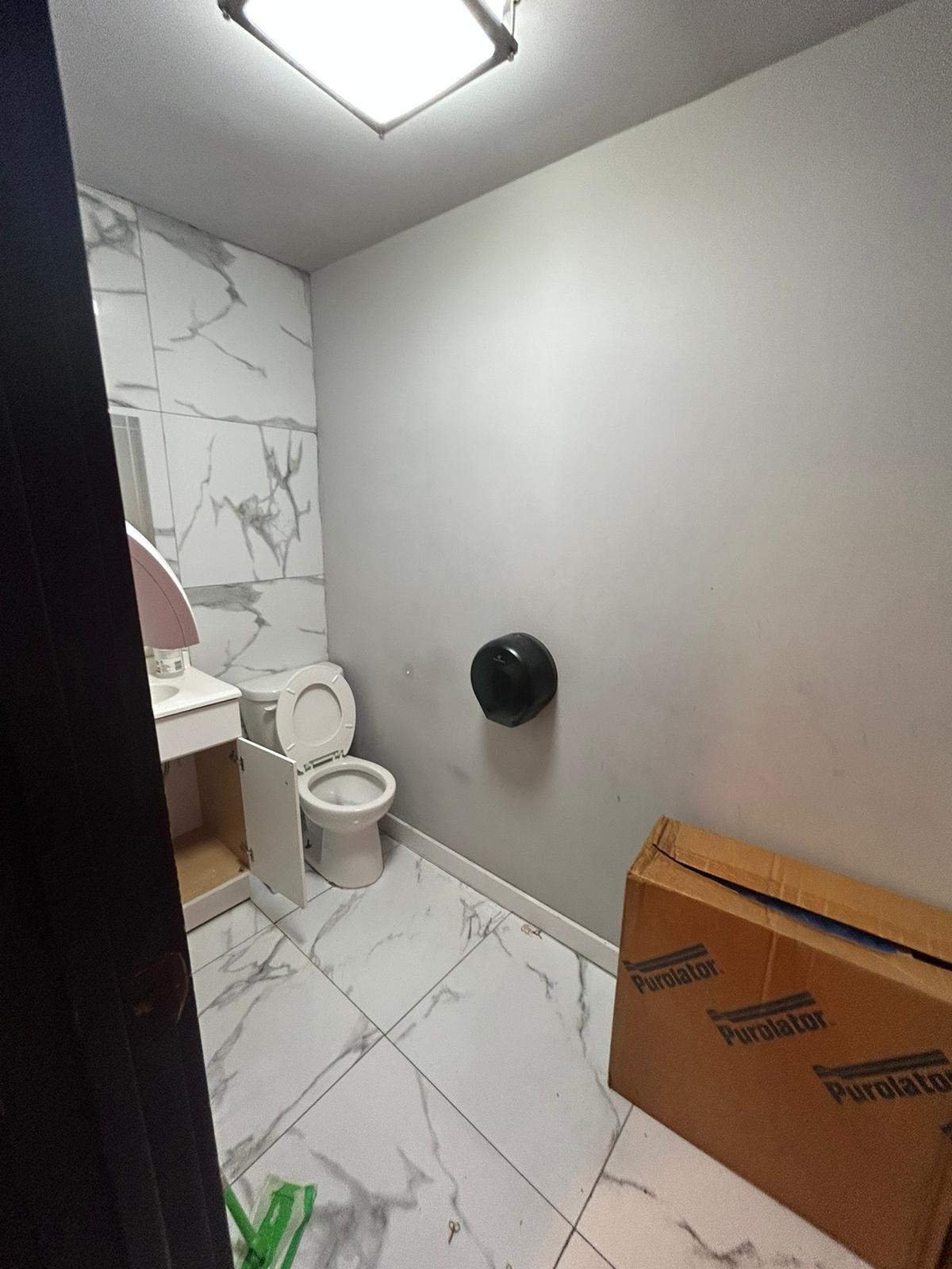 566 Nostrand Ave, Brooklyn, NY to rent Interior Photo- Image 1 of 10