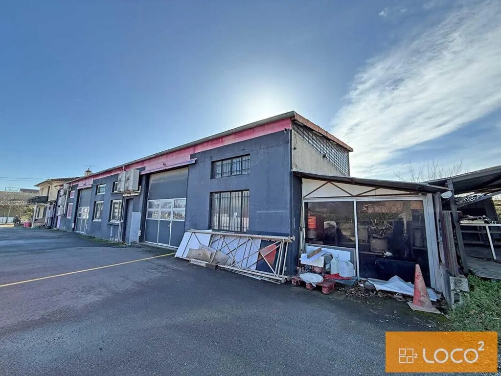 Location Local d'activités 577 m² - Photo 1