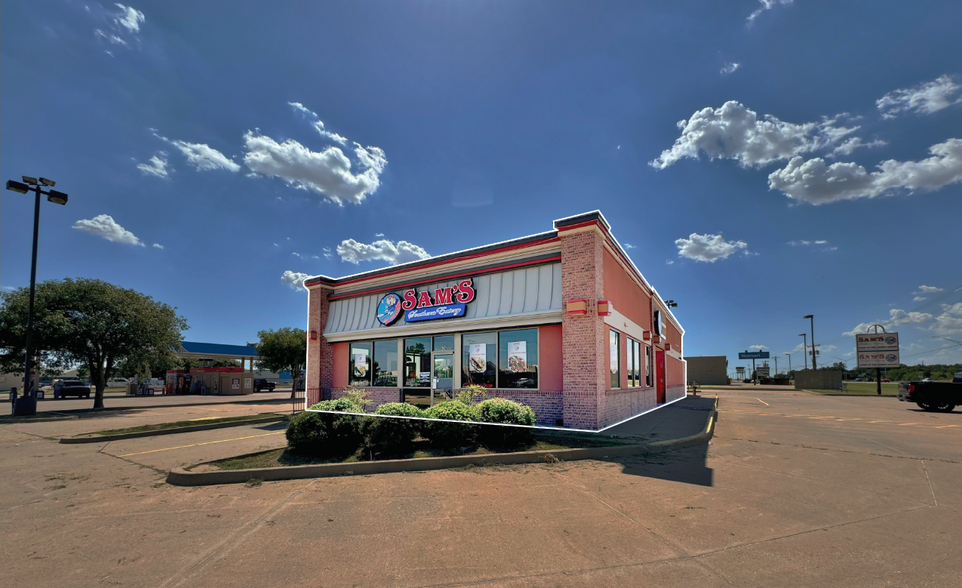 606 S Garland Rd, Enid, OK for rent - Building Photo - Image 1 of 1