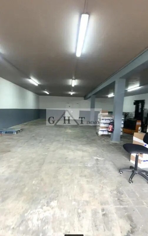 Industrial in Gagny to rent Interior Photo- Image 1 of 5