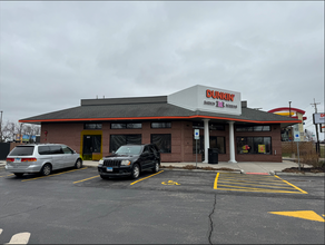 1305 Barrington Rd, Hoffman Estates, IL for rent Building Photo- Image 1 of 5